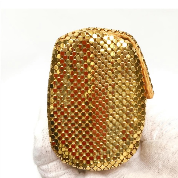 Gold mesh clutch with Crystal snap closure - Picture 4 of 7